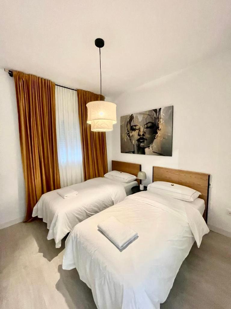 말라가 Historical Centre! Private Terrace & Gym-Near Public Parking 아파트 외부 사진