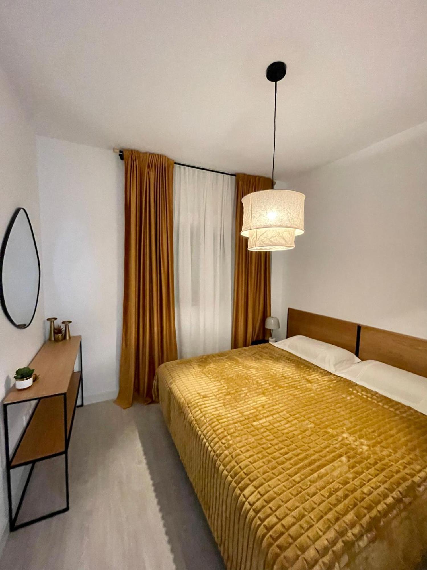 말라가 Historical Centre! Private Terrace & Gym-Near Public Parking 아파트 외부 사진